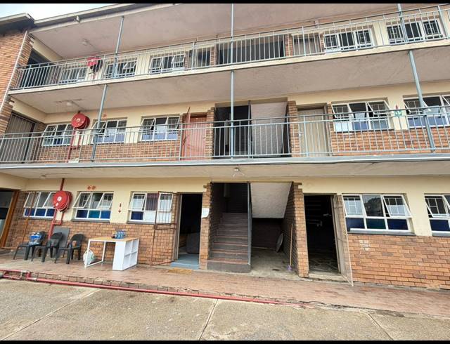 1,500M² APARTMENT BLOCK FOR SALE IN PRETORIA WEST